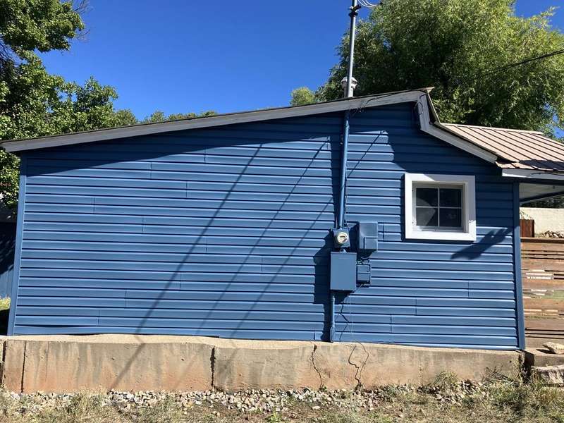 House side exterior — Rocky Top Painting